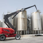 La plate-forme télescopique à moteur diesel 280 TJ offre la plus grande hauteur de travail de la gamme (27,75 m).