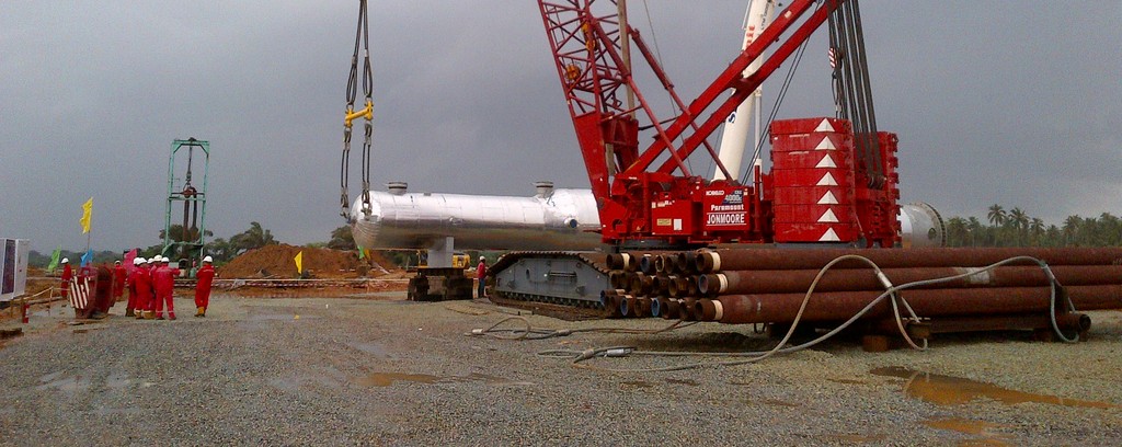 SINOPEC/GHANA GAS, Ghana: Critical Chimney Lift.