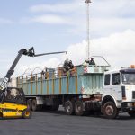 Le chargement de camions à plateau ne pose également aucun problème.