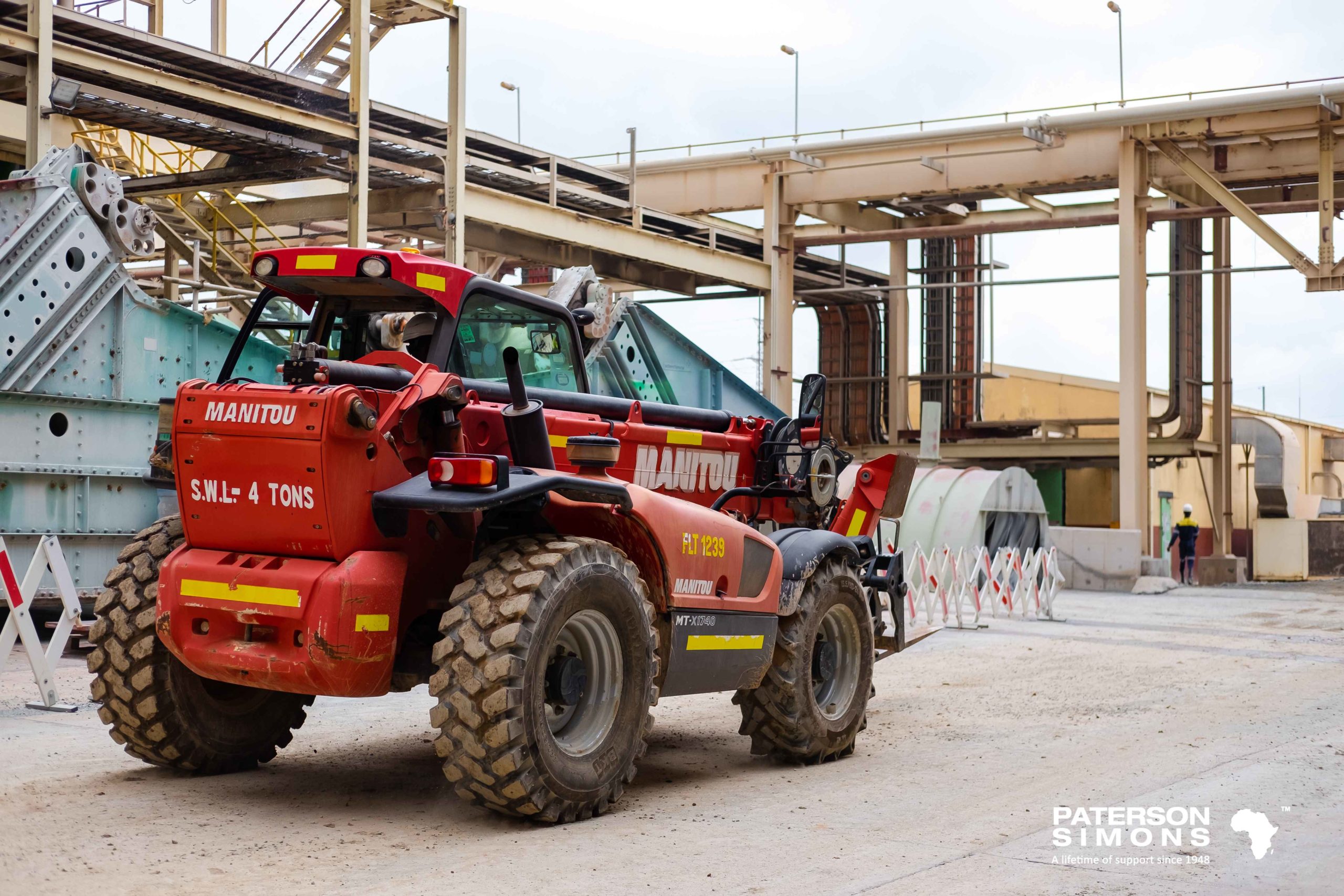 12926,12926,The telehandler range includes over 26 models from maximum loads of between 2.5MT to 40MT.,MTH-7-scaled.jpg,663018,https://www.patersonsimons.com/wp-content/uploads/2018/06/MTH-7-scaled.jpg,https://www.patersonsimons.com/products/manitou/telehandlers/mth-7/,The telehandler range includes over 26 models from maximum loads of between 2.5MT to 40MT.,7,,The telehandler range includes over 26 models from maximum loads of between 2.5MT to 40MT.,mth-7,inherit,1415,2024-01-05 11:34:23,2024-01-05 12:55:22,0,image/jpeg,image,jpeg,https://www.patersonsimons.com/wp-includes/images/media/default.png,2560,1707