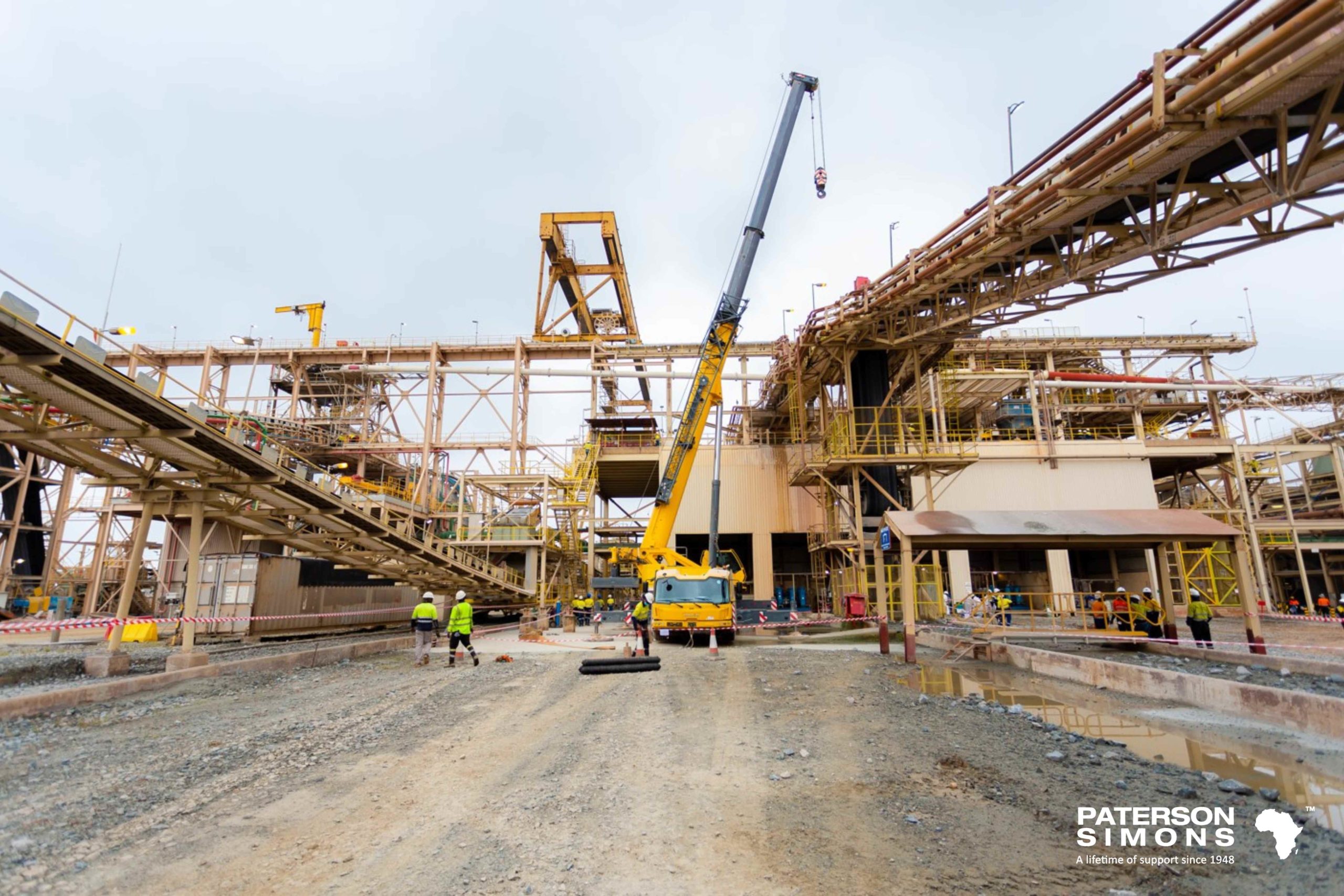 12878,12878,A GMK on a mine site in Ghana.,gmk-new-3-scaled.jpg,618612,https://www.patersonsimons.com/wp-content/uploads/2018/06/gmk-new-3-scaled.jpg,https://www.patersonsimons.com/products/manitowoc/grove-all-terrain/gmk-new-3-2/,A GMK on a mine site in Ghana.,7,A GMK on a mine site in Ghana.,A GMK on a mine site in Ghana.,gmk-new-3-2,inherit,1442,2024-01-05 09:39:19,2024-01-05 09:39:54,0,image/jpeg,image,jpeg,https://www.patersonsimons.com/wp-includes/images/media/default.png,2560,1707