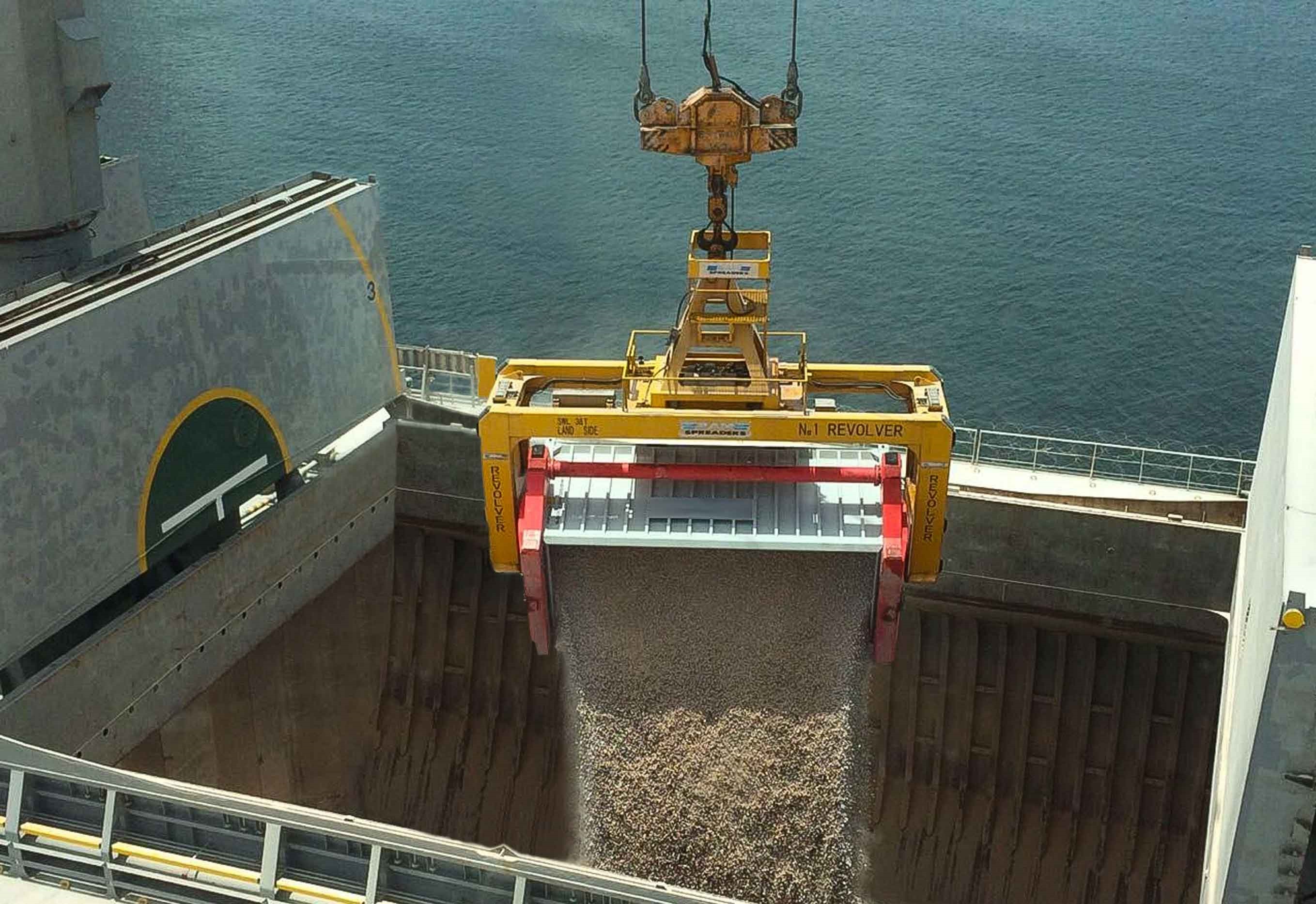 4938,4938,ramspreader-2,ramspreader-2.jpg,764392,https://www.patersonsimons.com/wp-content/uploads/2018/06/ramspreader-2.jpg,https://www.patersonsimons.com/fr/products/ram-spreaders-fr/ram-spreaders/ramspreader-2-2-2/,RAM Épandeur rotatif pour le transport de marchandises en vrac.,7,RAM Épandeur rotatif pour le transport de marchandises en vrac.,RAM Épandeur rotatif pour le transport de marchandises en vrac.,ramspreader-2-2-2,inherit,2362,2019-06-19 08:52:18,2019-06-19 08:52:54,0,image/jpeg,image,jpeg,https://www.patersonsimons.com/wp-includes/images/media/default.png,2717,1866