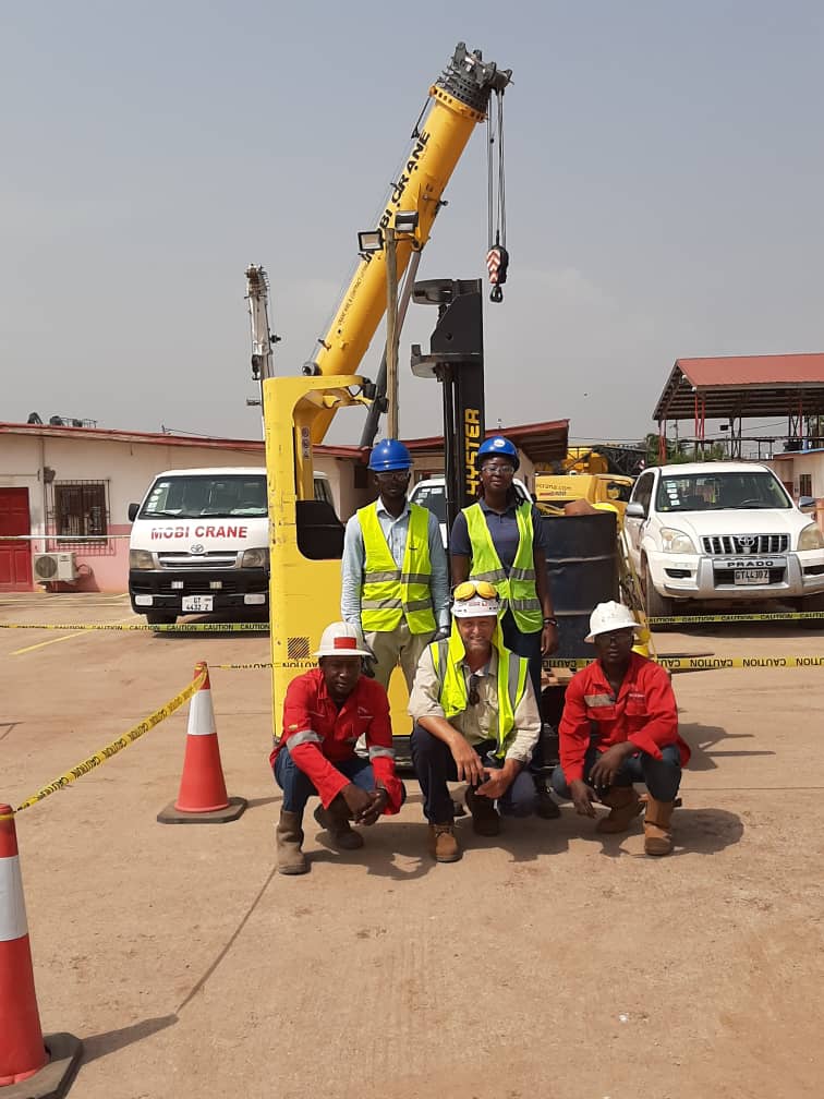 The team pictured with Roy Bester, Pasico instructor.