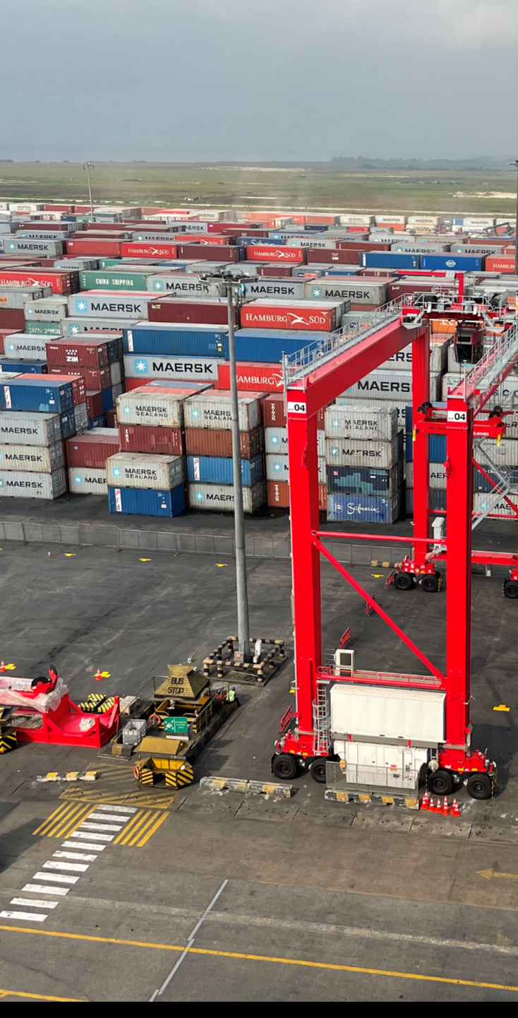 A SUCCESSFUL FIRST FOR PATERSON SIMONS IN RECENT CRANE DELIVERIES TO THREE LARGE PORTS IN NIGERIA!
