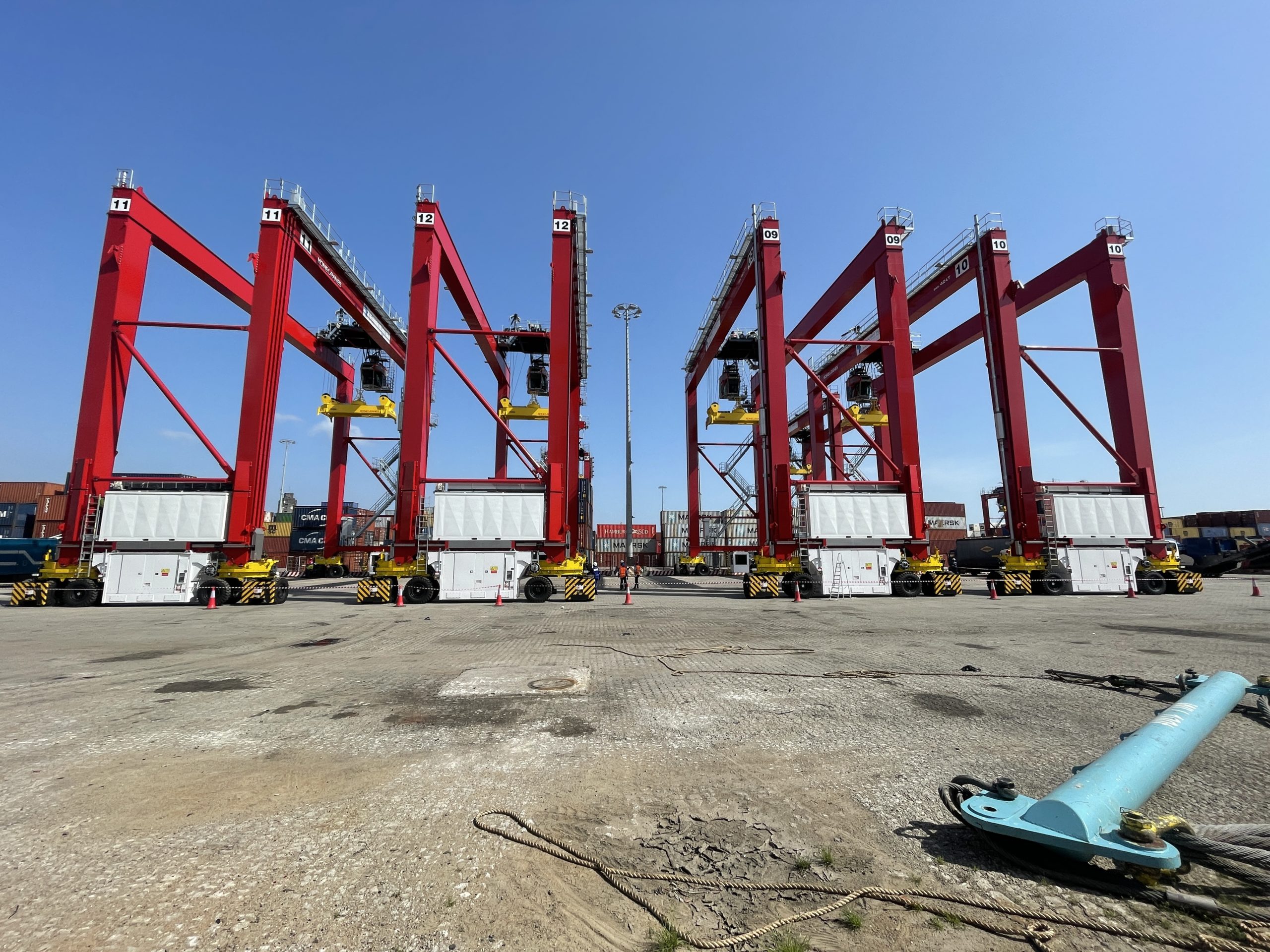 These 4 x Konecranes RTGs have a lifting capacity of 40 tons each and specialise in handling containers in port terminals