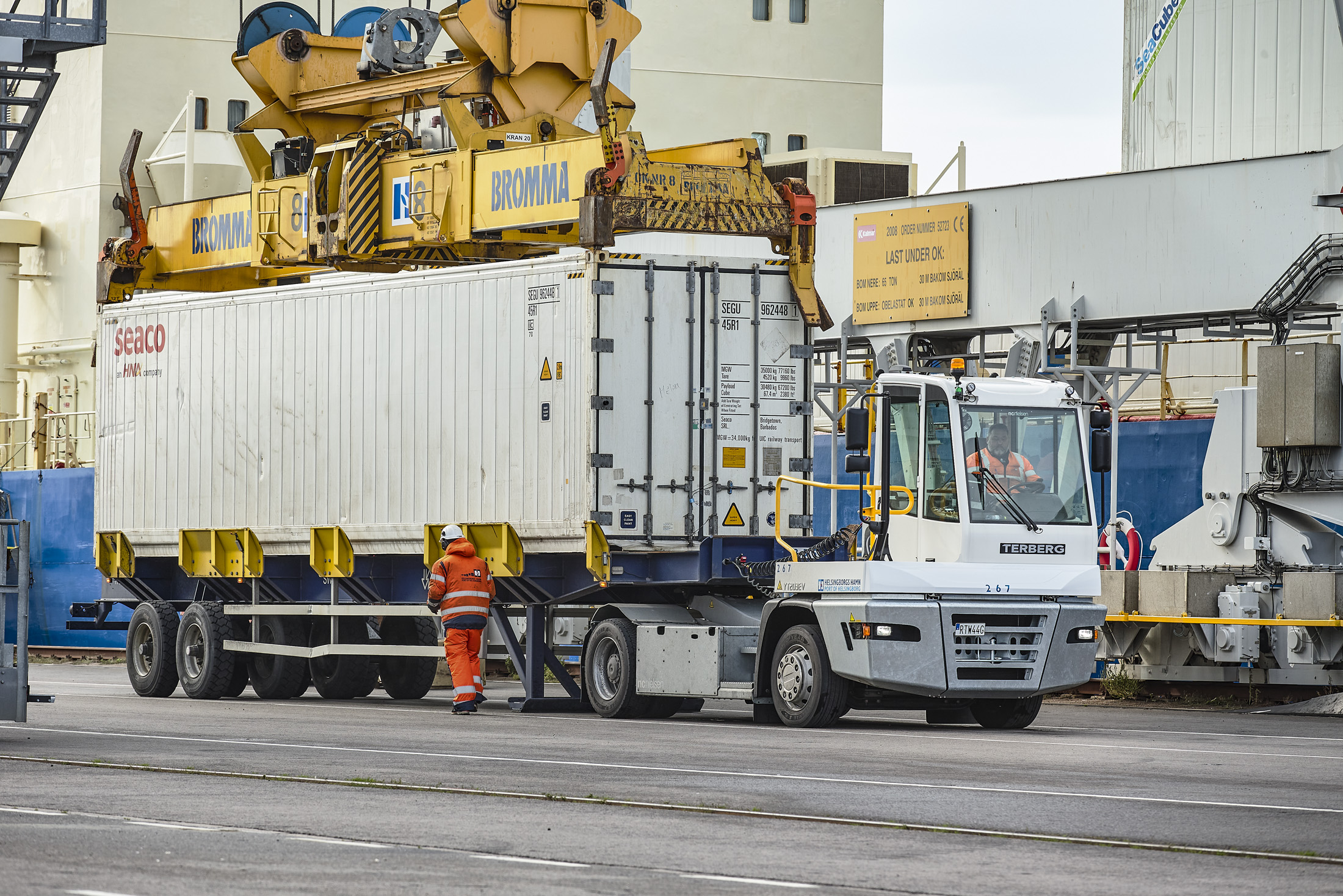 LE PORT DE HELSINGBORG ADOPTE LES TRACTEURS TOTALEMENT ELECTRIQUES TERBERG