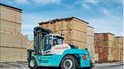 The award-winning Konecranes E-VER combines the quality, power and productivity of our conventional lift trucks, with the latest eco-efficient technology. IMAGE SOURCE: Konecranes GmbH