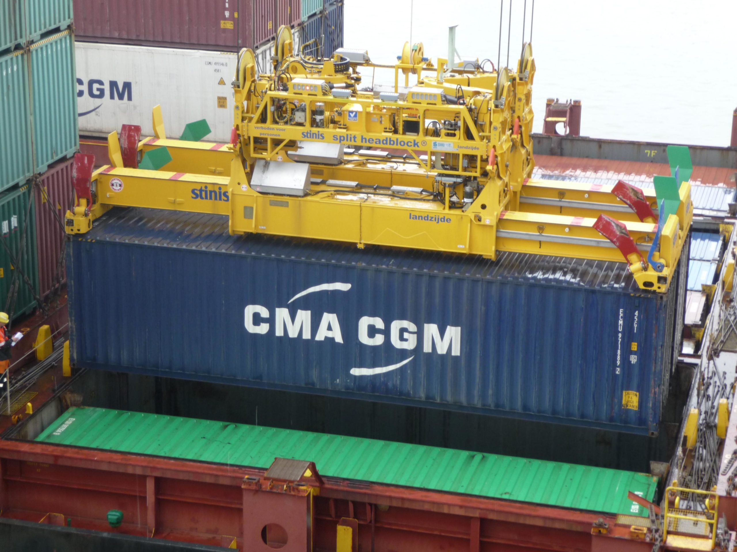 14546,14546,tStinis 40ft twin single,twin-40ft-wtarside-Single-spreaders-scaled.jpg,518777,https://www.patersonsimons.com/wp-content/uploads/2024/05/twin-40ft-wtarside-Single-spreaders-scaled.jpg,https://www.patersonsimons.com/products/spreaders/stinis/twin-40ft-wtarside-single-spreaders/,Stinis 40ft twin single,7,Stinis 40ft twin single,,twin-40ft-wtarside-single-spreaders,inherit,14204,2024-07-24 11:51:35,2024-07-24 11:57:47,0,image/jpeg,image,jpeg,https://www.patersonsimons.com/wp-includes/images/media/default.png,2560,1920