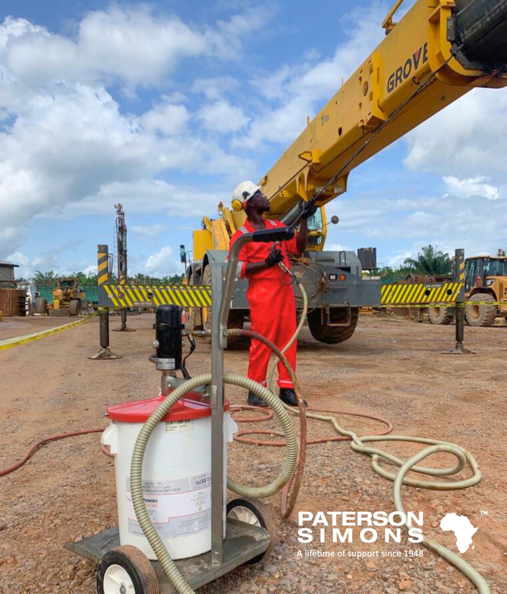 EXTEND YOUR CRANE’S LIFESPAN WITH MANITOWOC’S BOOM GREASE PLUS!