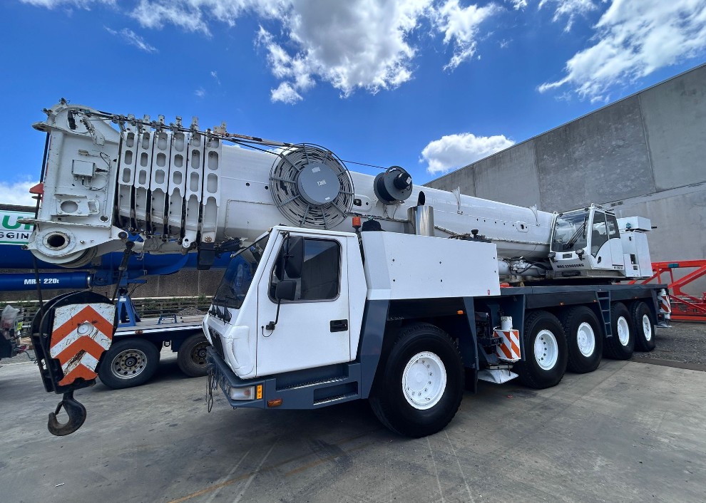 Grove/Manitowoc GMK5220 Ref #gmk52202008122282071