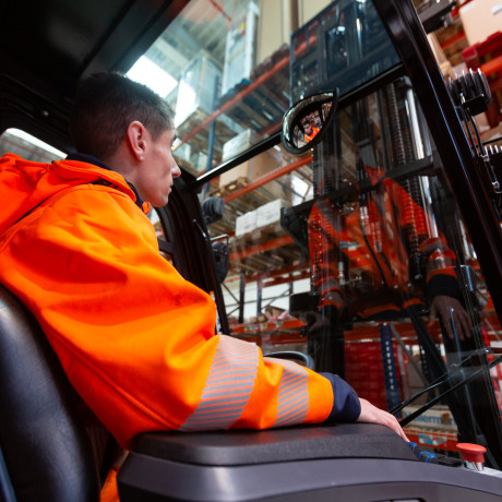 MANITOU ME LIFT FORKLIFTS: LITHIUM-ION POWER REDEFINING SAFETY, COMFORT AND EFFICIENCY IN GHANA