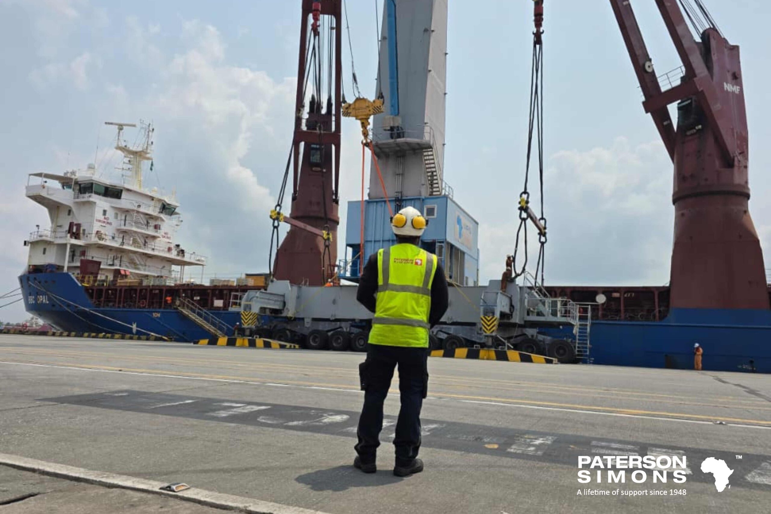 KONECRANES GOTTWALD MOBILE HARBOUR CRANE SUCCESSFULLY MOBILISED FROM GHANA TO NIGERIA TO SUPPORT WEST AFRICA CONTAINER TERMINAL OPERATIONS