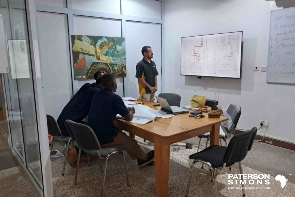 PASICO AND MOBICRANE ENGINEERS COMPLETE GMK CRANE TECHNOLOGY TRAINING